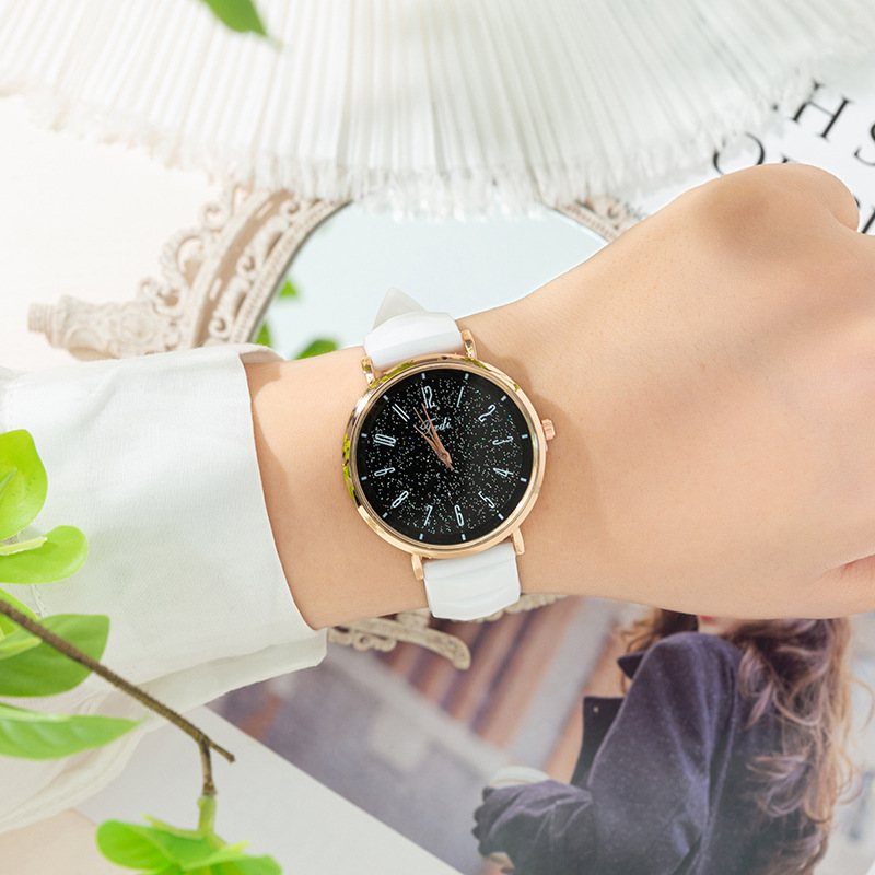 Neuer Trend minimalistische digitale Zeitskala Quarz Damenuhr, weiche Silikon Paar Uhr_voghion.com