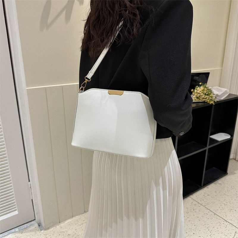 Bolso de hombro de moda, con cadena, diseño elegante y práctico para el día a día
