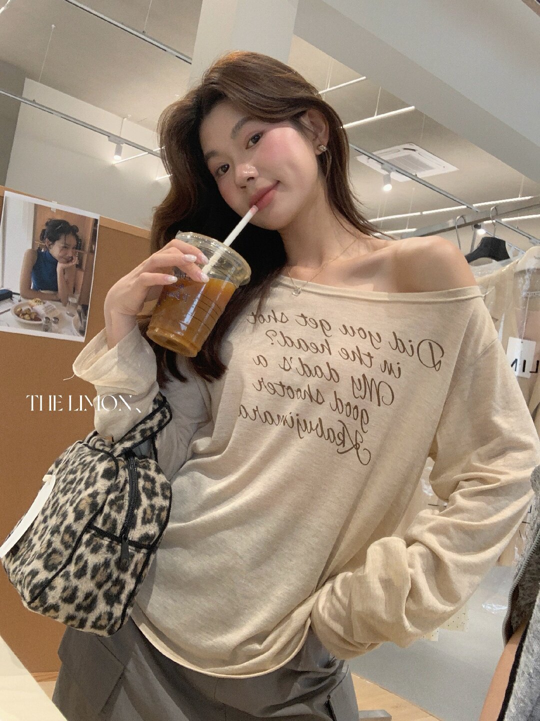 Áo thun nữ tay dài cổ tròn in chữ, phong cách Hàn Quốc, chất liệu cotton thoáng mát — màu đen, màu trắng, màu xám, màu vàng chi tiết 20