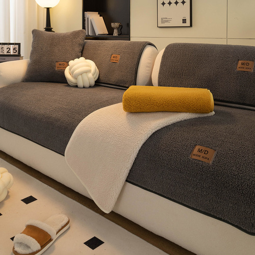  Autumn/Winter New Arrival Thickened All-Season Universal Anti-Slip Sofa Cushion Cover in Fleece Fabric