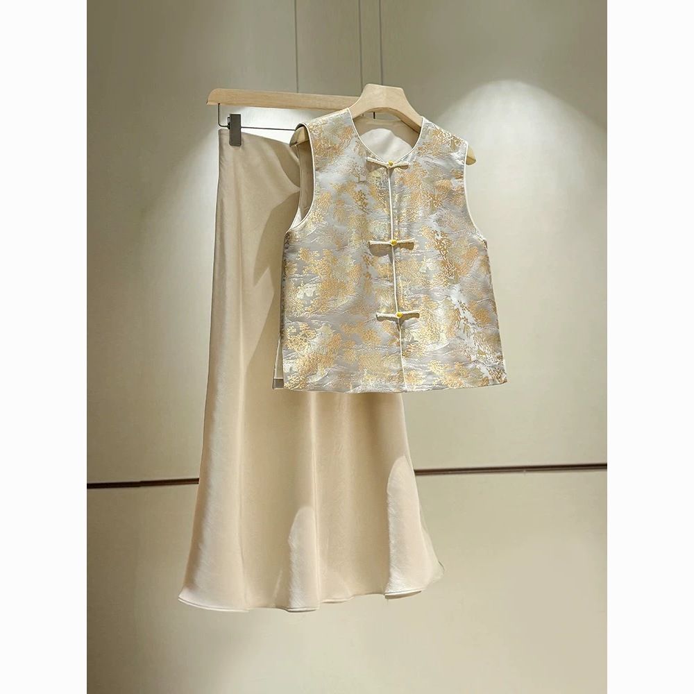 New Chinese-Style Jacquard Luxury Round-Neck Vest for Women, Song Dynasty Spring and Summer Noble Temperament Light Gold