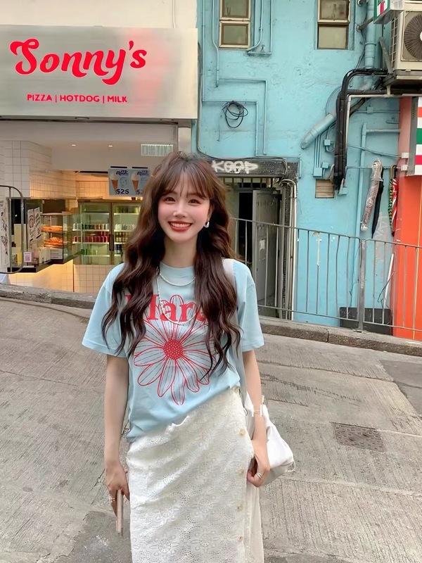 韓国マルディトレンディな半袖フラワープリントゴールドハイシルバー夏ラウンドネック純綿ルーズTシャツトップトレンディ|undefined