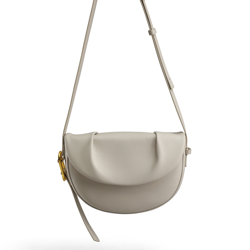 Women's Cowhide Pleated Underarm Saddle Bag - 6