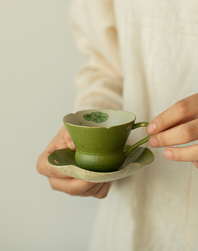 Handbemalte Keramik Kaffeetasse Mit Untertasse Und Goldrand_voghion.com