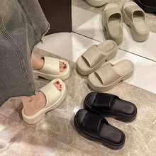 厚底踩屎感百搭拖鞋女2025年夏季新款外穿增高家居防滑方头一字拖