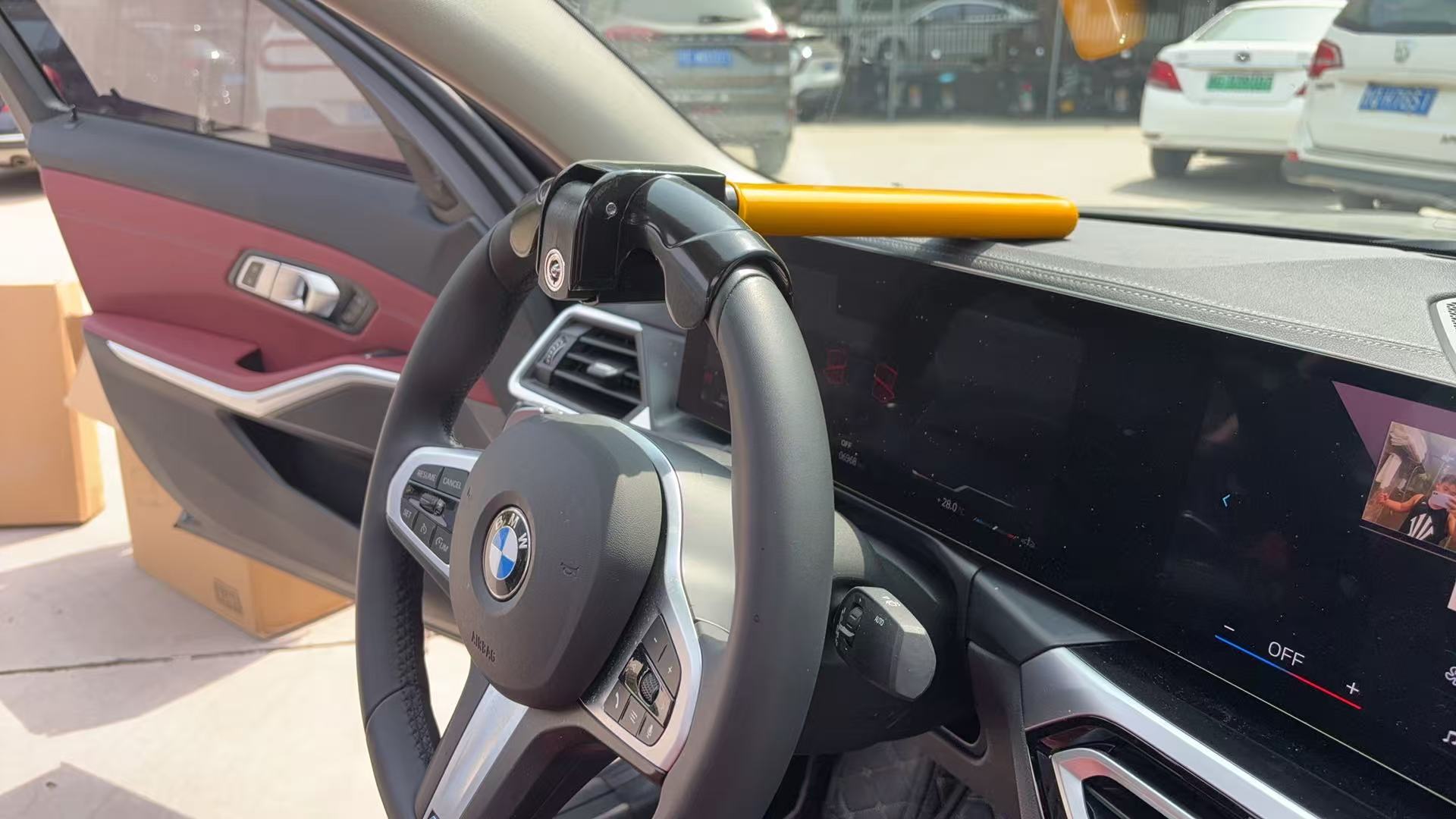 Car Steering Wheel Anti-Theft Lock, Self-Defense 96 Lock, Multi-Functional Anti-Theft Lock, Adjustable Telescopic Car Anti-Theft Lock