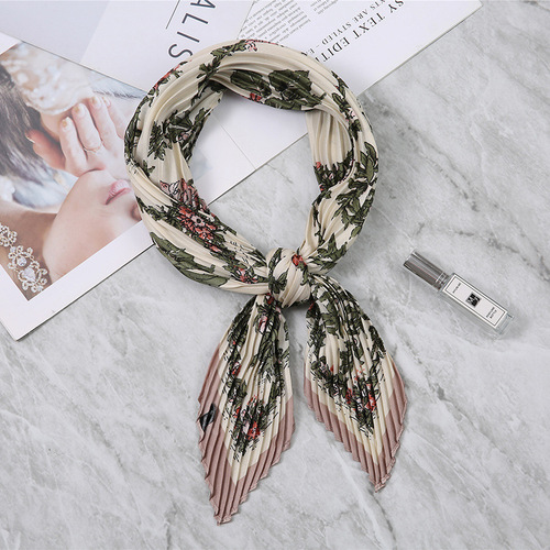 Wrinkled small silk scarf for women, chiffon printed professional decorative scarf, Korean style, trendy, suitable for spring and autumn, pairs with shirts, small scarf