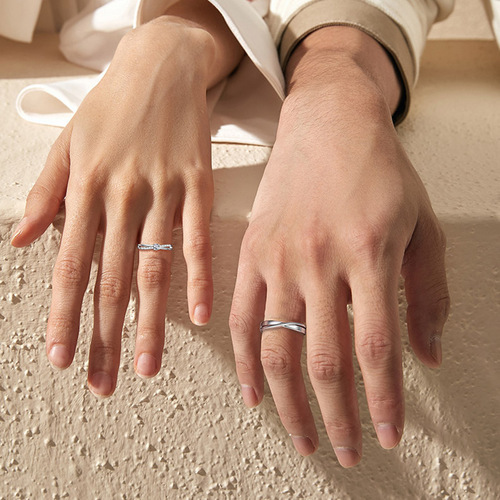 Möbius ring S925 sterling silver couple ring, a pair of niche design, high-end diamond-encrusted men's and women's open rings