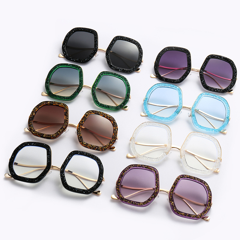 Fashionable trend sunglasses