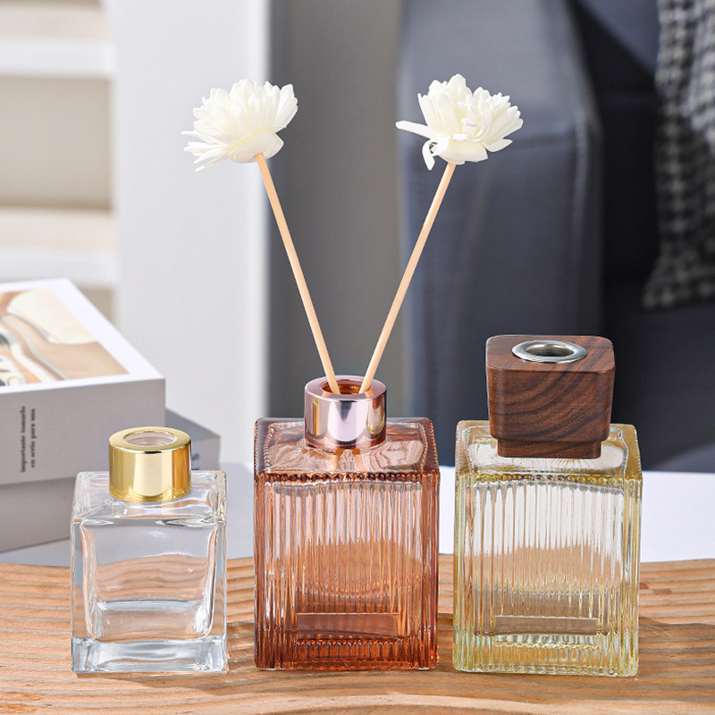 Botella de fragancia cuadrada vertical botella de perfume decoración para el hogar decoración botella de fragancia de vidrio botella de fragancia