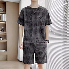 夏季薄款满天星运动休闲套装潮牌男士百搭短袖短裤情侣宽松两件套
