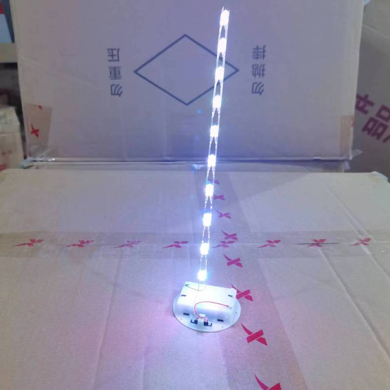 東方明珠塔発光広州塔小蛮腰閃光灯発光置物セットベース電池ケース鉄線灯串|undefined
