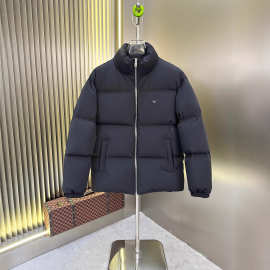跨境现货高品质P家新款三角标立领羽绒服外套时尚百搭情侣款