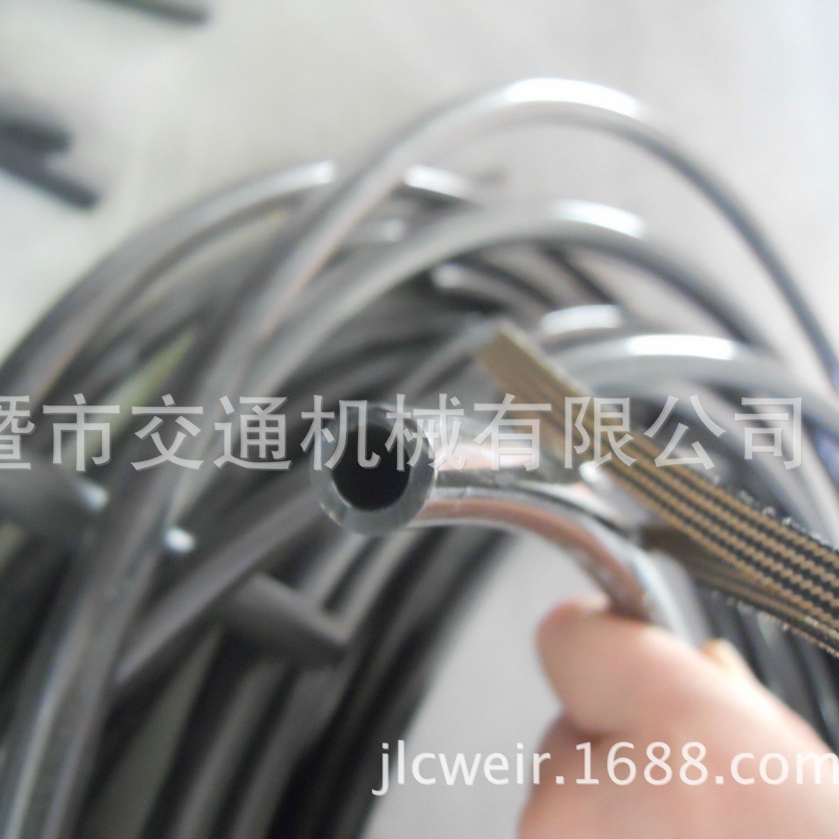 黑色PE高压管 9.52mm高压雾化pe管人造雾3/8高压管