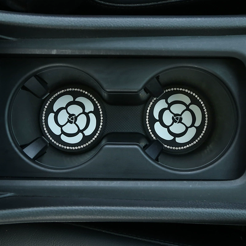 Автомобильные подставки для стаканов, креативные силиконовые подставки в форме камелии, круглые, термоизоляционные, из мягкой резины, с алмазной инкрустацией, водонепроницаемые, нескользящие.