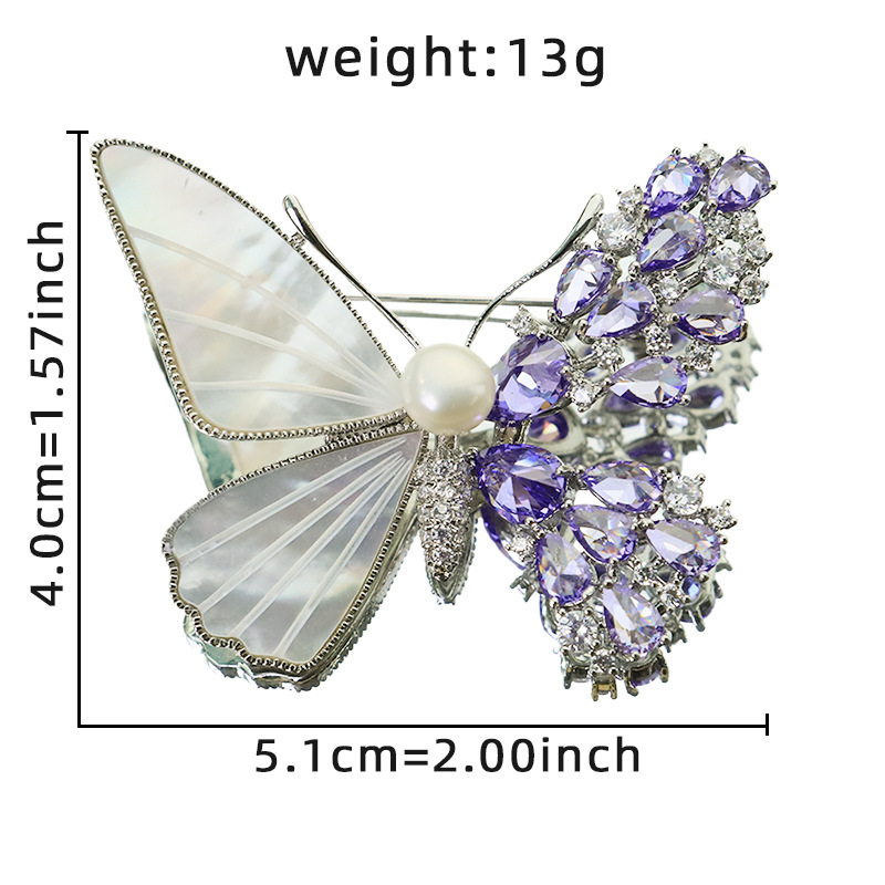 Conchas de perlas naturales zircon púrpura mariposa broche de mujer alta sensibilidad pectoral temperamento joyas de pecho al por mayor