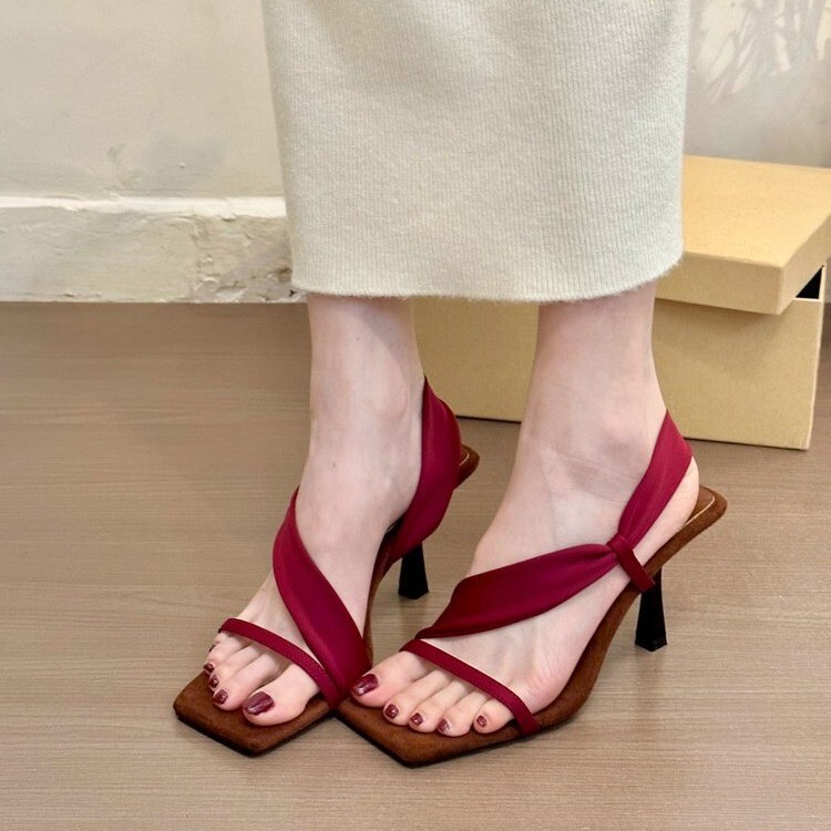 2025 Summer New Retro Stiletto Sandals, Two-Way Wear, Soft Sole, Open-Toe, Summer High-Heeled Outdoor Sandals for Women
