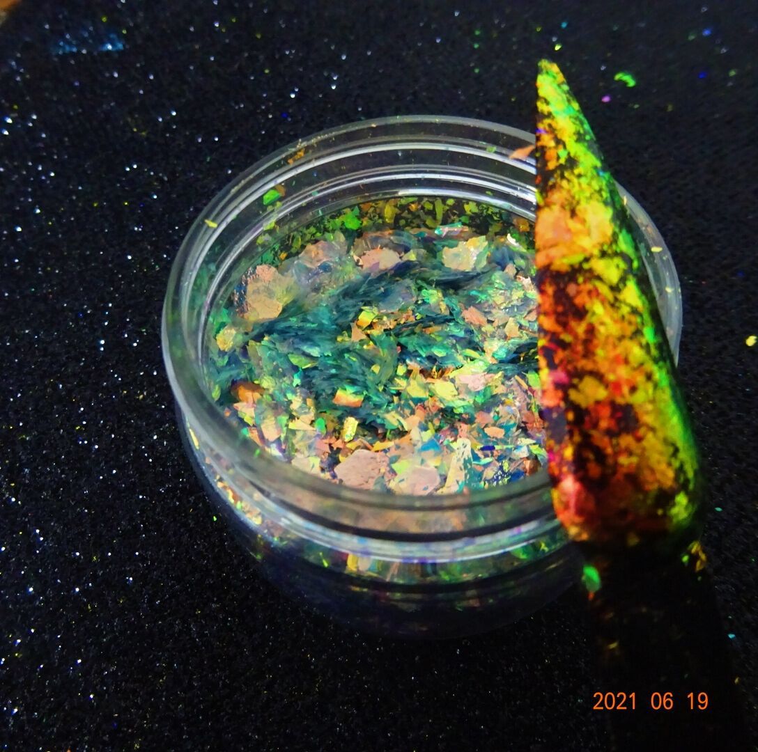 日系高亮幻彩变色龙粗片 云锦粉 欧泊粉 极光粉 偏光粉 1g/瓶