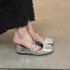 フレンチバージョン~ニッチスクエアトゥスパンコールバックルメリージェーンシューズ女性用2025新作シルバースカート付きフラットシューズ女性用