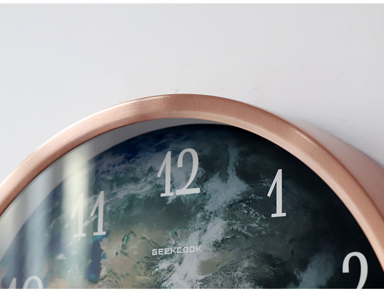 (地球款)12寸声控夜光金属挂钟_17.jpg