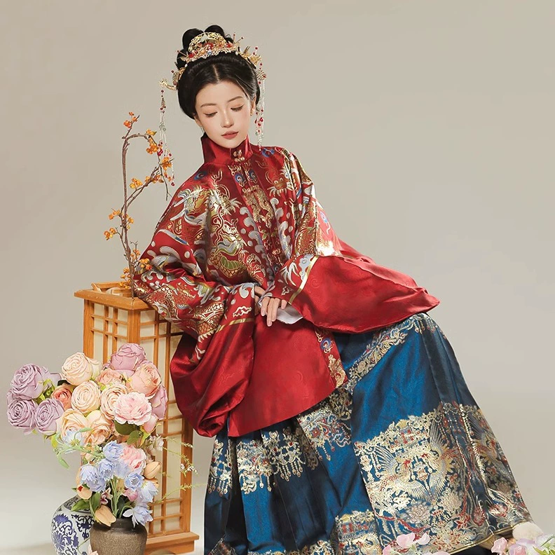 Оригинальная свадебная китайская свадебная форма