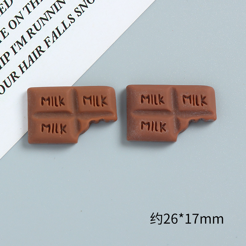 MLIKはチョコレート樹脂の部品をシミュレーションして食べて遊んでいます。|undefined