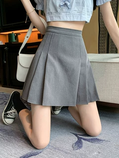 大码灰色西装百褶裙女高腰显瘦2024夏季新款超火a字半身裙jk短裙