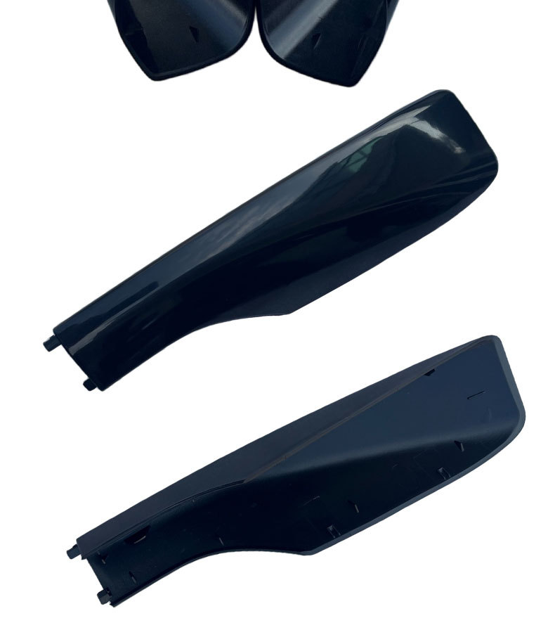 01/03/04/05 Toyota RAV4 luggage rack cover, roof accessories, imported RAV4 top plastic corner covers