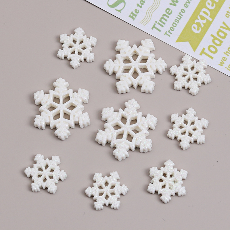 Cartoon Christmas Artificial Snowflake Creative Handmade DIY Cream Glue Resin Small Accessories Jewelry Accessories Materials Wholesale Cartoon Christmas Artificial Snowflake Creative Handmade DIY Cream Glue Resin Small Accessories Jewelry Accessories Materials Wholesale