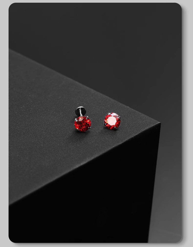 Pointed titanium steel lip stud product view