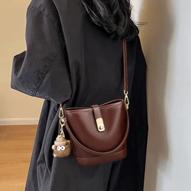 女士斜挎包;女士单肩包;女士手提包