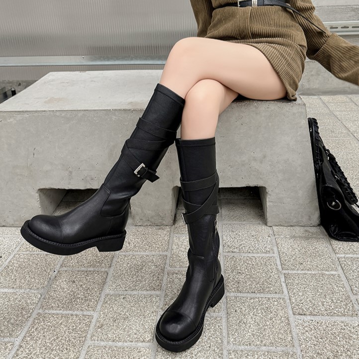 Boot nữ mũi tròn cao gót đế dày phong cách hiệp sĩ có khóa thắt lưng — Lớp lót nhung đen