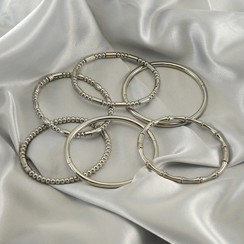 20g Weight Bangle Classification 304 Stainless Steel Chain Material 1 Piece Quantity Holiday, Daily Occasion 304 Stainless Steel Material Solid Color Pattern Women's Gender Plating Design Solid Color 304 Stainless Steel Bangle In Bulk 2
