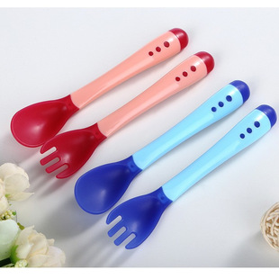Baby temperature fork spoon soup spoon suit 2 new mini soup spoon suit children's food supplement mixing spoon wholesale