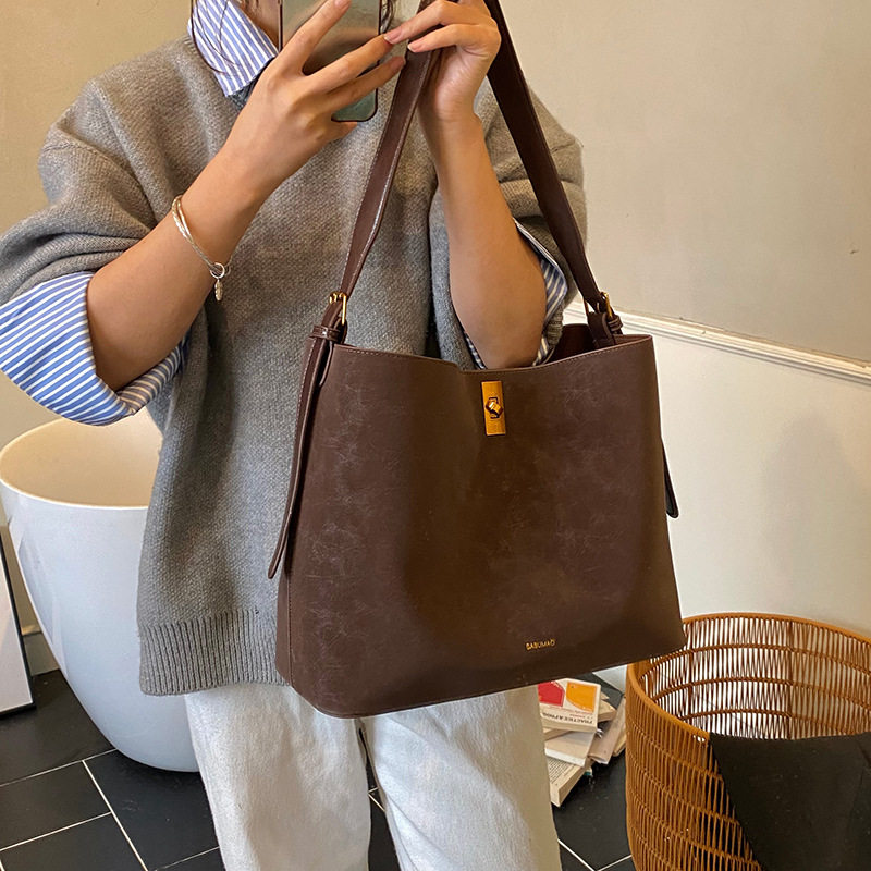 Túi tote nữ cỡ lớn đeo vai đeo chéo , chất liệu PU mềm — Cà Phê Da Báo, Da báo nâu, màu cà phê, đen chi tiết 29
