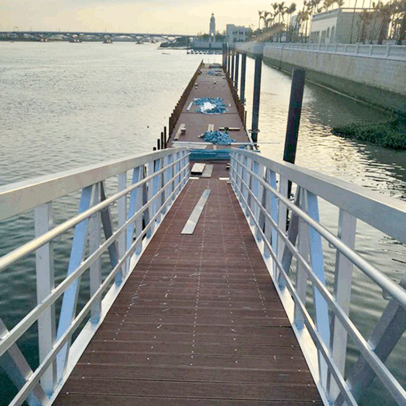 Foshan factory supply processing aluminum alloy frame floating bridge floating box floating platform Wharf leisure water floating platform Foshan factory supply processing aluminum alloy frame floating bridge floating box floating platform Wharf leisure water floating platform