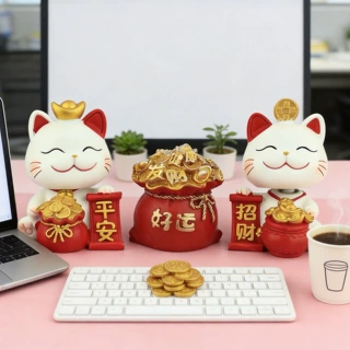 可爱摇头招财猫汽车车载摆件房间办公室电脑桌桌面装饰品送人礼物