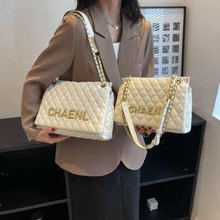 Large Capacity Bag 2024 New Fashion Rhombic Chain Women's Bag Niche Texture Shoulder Crossbody Bag