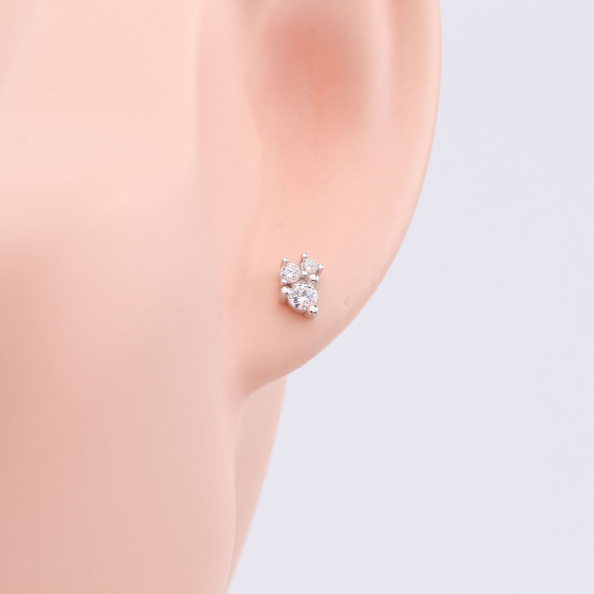 1 Pair Ins Style Simple Style Round Sterling Silver Plating Inlay Zircon White Gold Plated Gold Plated Ear Studs display picture 4