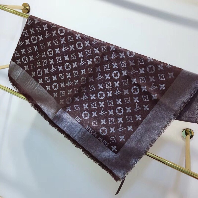 正しいバージョンのクラシック 140 × 140 ゴールドとシルバーの糸大正方形スカーフ女性の夏のエアコンルームショールシルクスカーフ|undefined