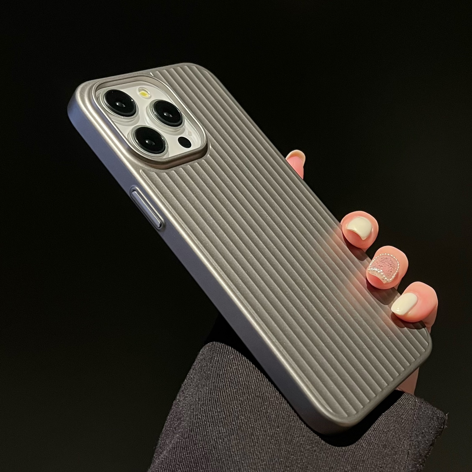 Matte Hard Shell Case For Iphone 17 And 16 Pro Max Luggage Style_voghion.com