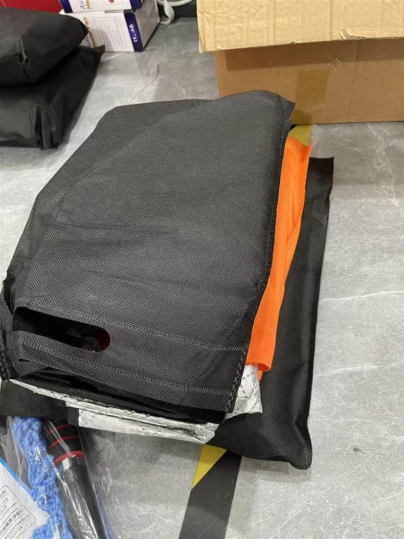 Car Snow Shield, Anti-Snow Cover, Front Windshield Anti-Freeze Half Cover, Car Cover for New Energy Vehicles, All-Season Frost and Snow Shield