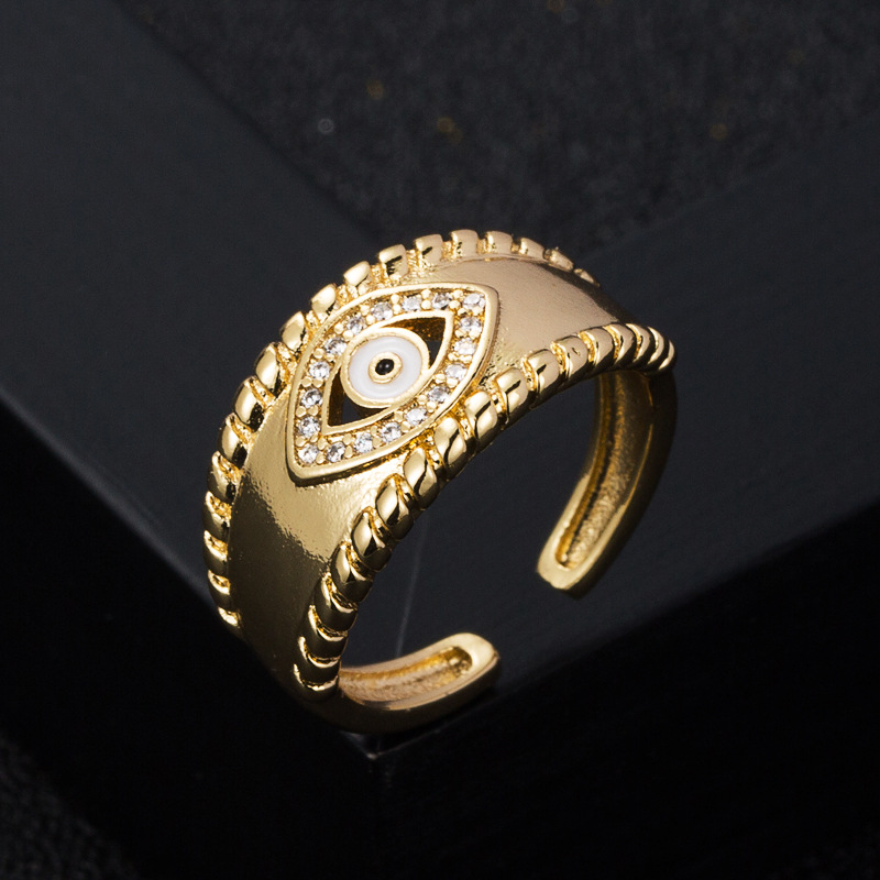 Fashion Copper Gold-plated Micro-inlaid Zircon Eyes Leopard Head Ring display picture 4