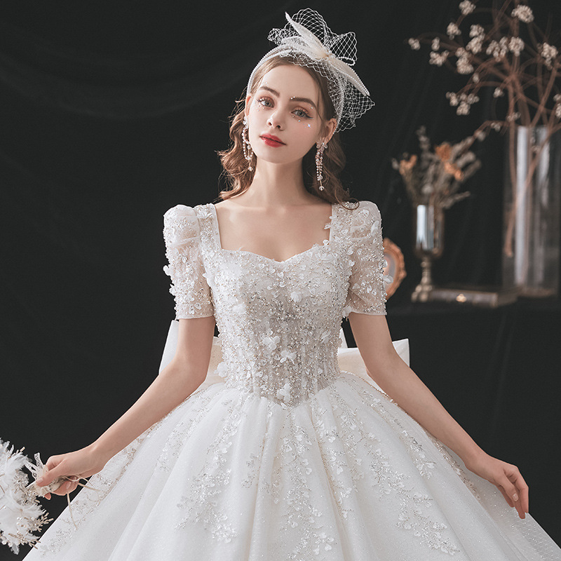 Vestido de novia estilo francés 2026, nuevo modelo, estilo corte vintage de princesa con gran cola y efecto adelgazante. image 6