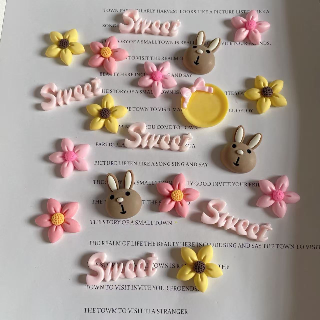 儿童皮筋发夹加工贴片材料 树脂花饰品配件diy 收纳盒手机壳材料