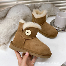 儿童雪地靴皮毛一体2025秋季新款短筒木扣女童棉鞋保暖毛毛靴桑坡