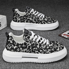 男鞋2024春季新款低幫一腳蹬板鞋男韓版潮流百搭防滑厚底運動潮鞋