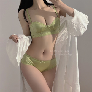 ��ʽ�I����Ů����ŮС�ؾ۔n�뱭Ĩ���Ը��������b�o�Ȧ��������