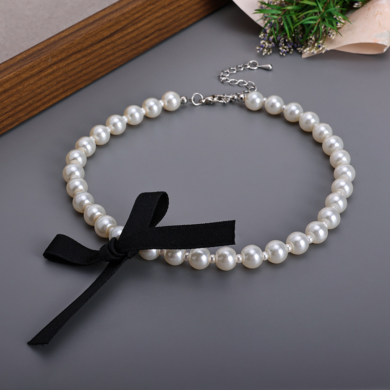 Brushed Bow Necklace Exaggerated Large Round Punk Collarbone Chain_voghion.com