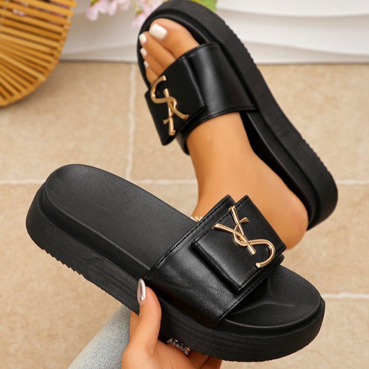 Foreign Trade European and American Large Size Flat Slippers for Women, Fashionable Summer Outer Wear, Fashionable Slippers, New Sandals and Slippers for Women Wholesale